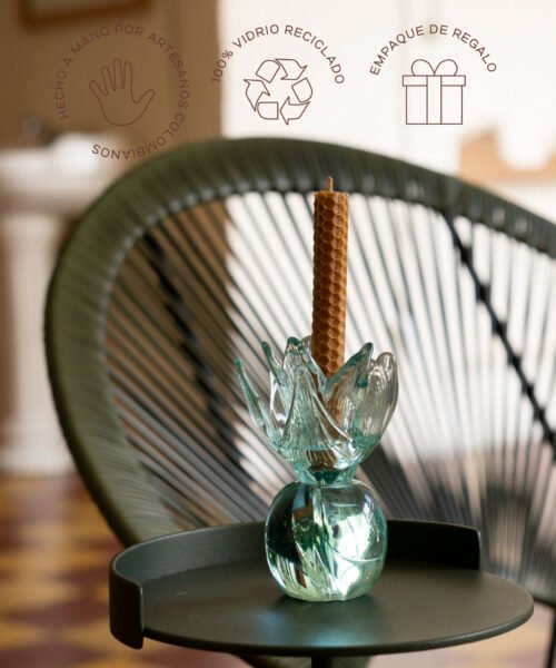 Alternative view of Candelabro Flora